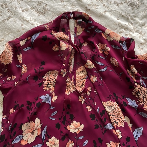 Forever 21 mesh style top - Picture 2 of 3